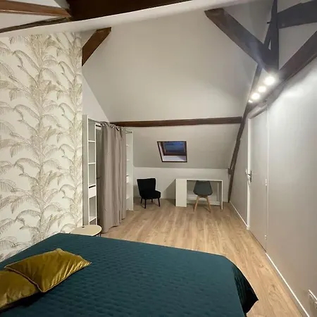 Duplex Au Coeur Du Triangle D'Or Appartement *